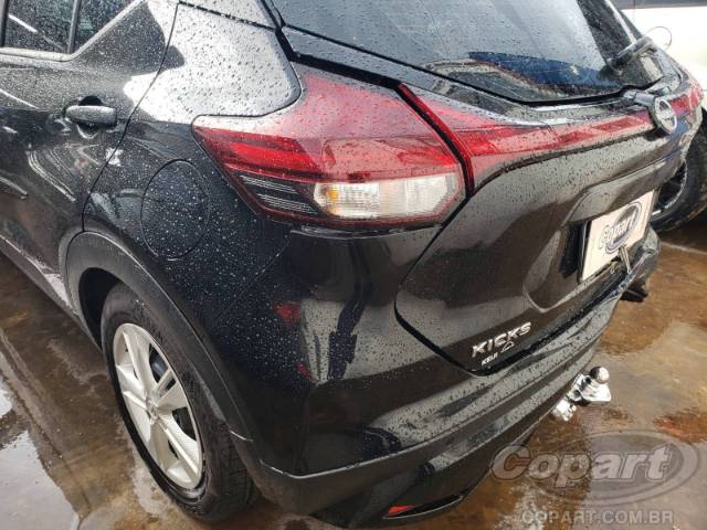 2024 NISSAN KICKS 