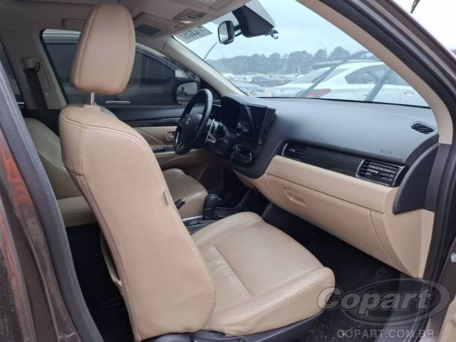 2016 MITSUBISHI OUTLANDER 