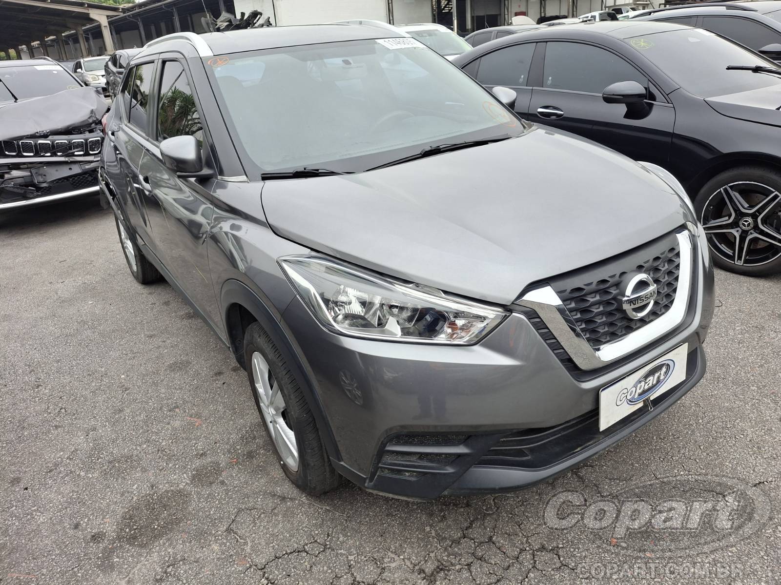 Nissan Kicks 2018 em leilão