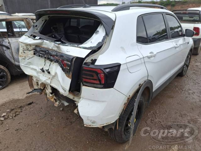 2022 VOLKSWAGEN T-CROSS 