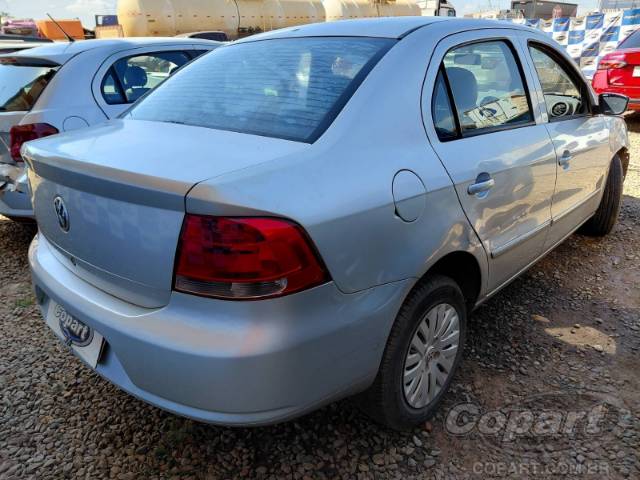 2010 VOLKSWAGEN VOYAGE 
