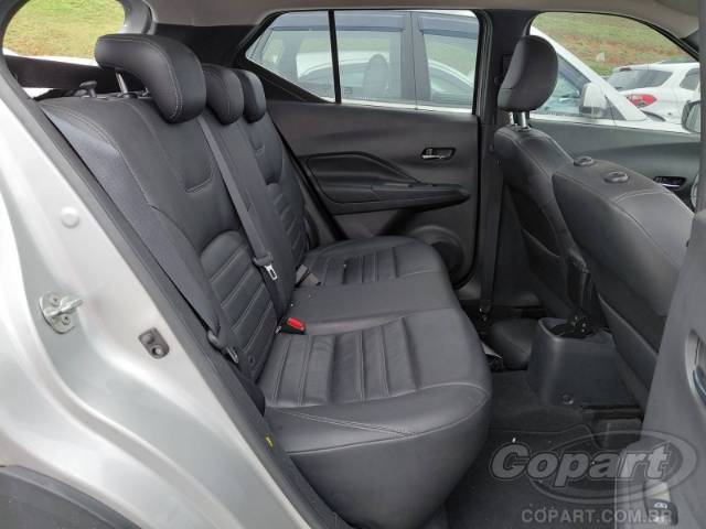 2019 NISSAN KICKS 