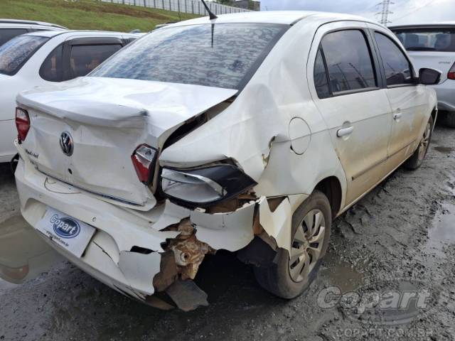 2013 VOLKSWAGEN VOYAGE 