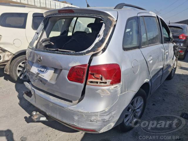 2013 VOLKSWAGEN SPACEFOX 