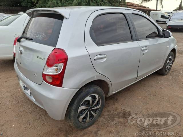 2015 TOYOTA ETIOS 