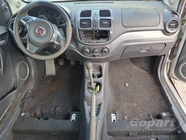 2016 FIAT GRAND SIENA 