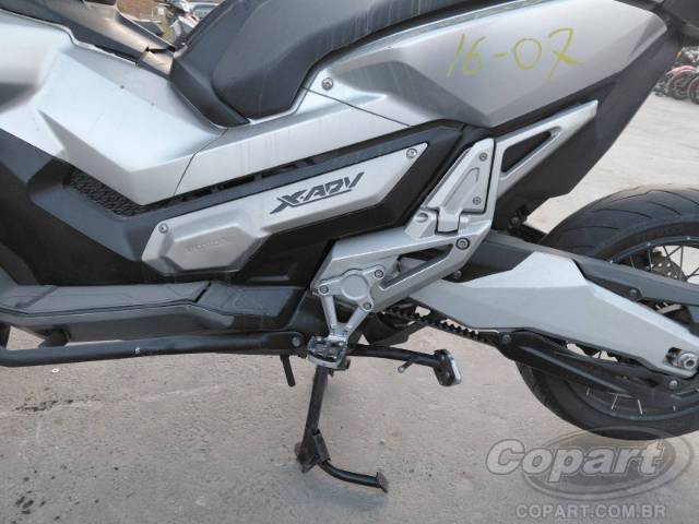 2017 HONDA X-ADV 