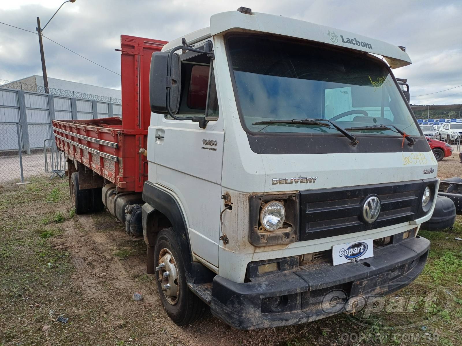 VOLKSWAGEN DELIVERY 2015