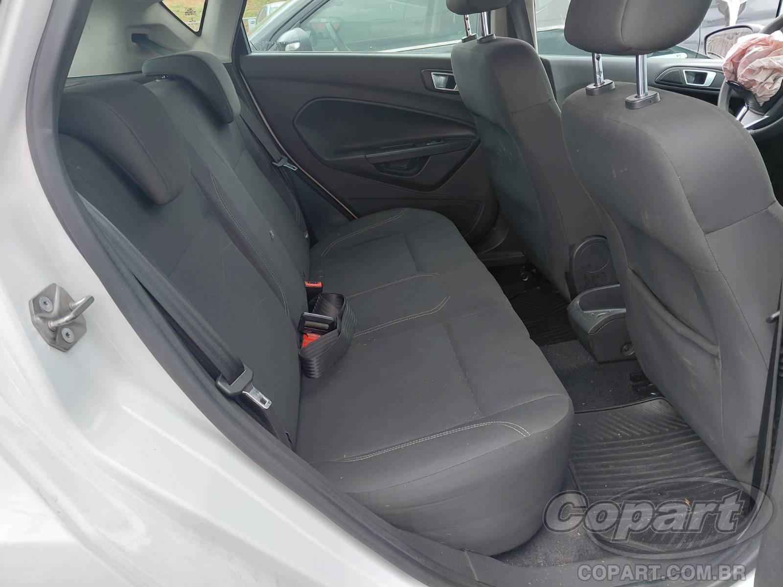 2015 FORD FIESTA — foto 6 de 12