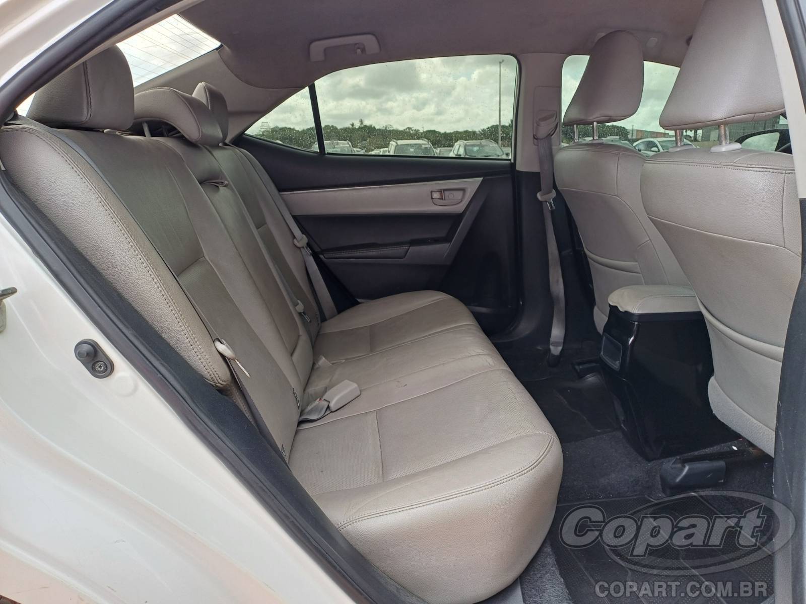 2015 TOYOTA COROLLA — foto 6 de 10