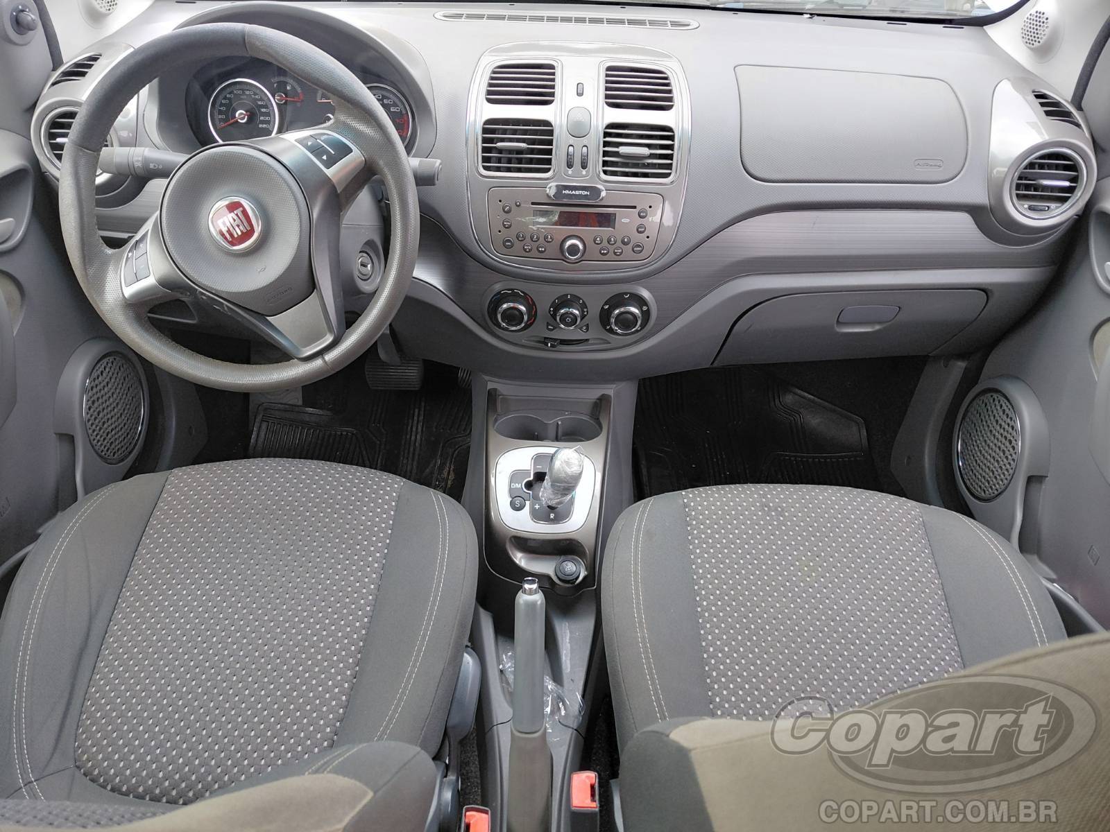 2016 FIAT GRAND SIENA — foto 9 de 12
