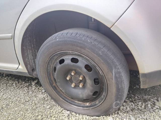 2010 VOLKSWAGEN GOLF 
