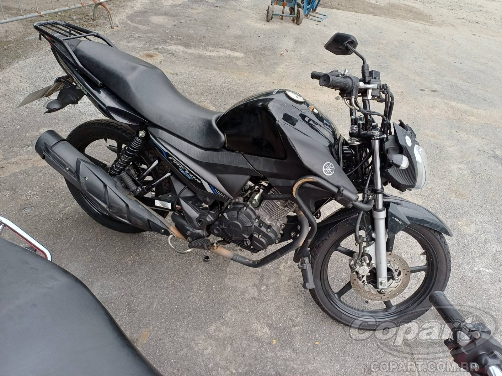 Yamaha YBR 150 Factor 2023 Médio Dano