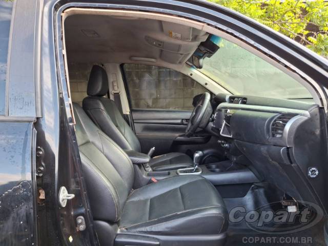 2021 TOYOTA HILUX CD 