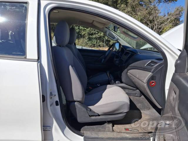 2021 MITSUBISHI L200 TRITON 