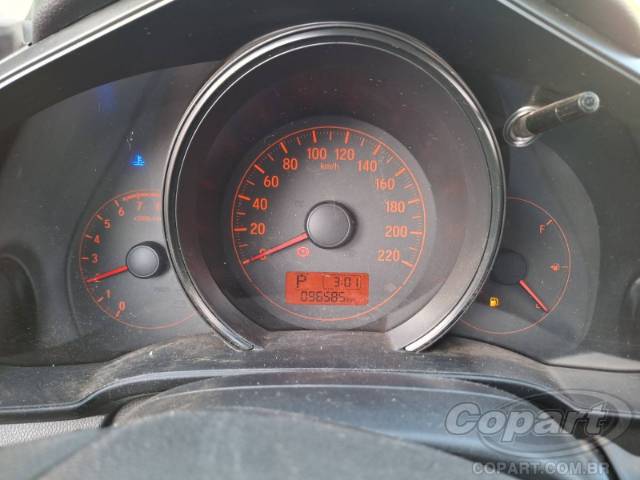 2015 HONDA FIT 