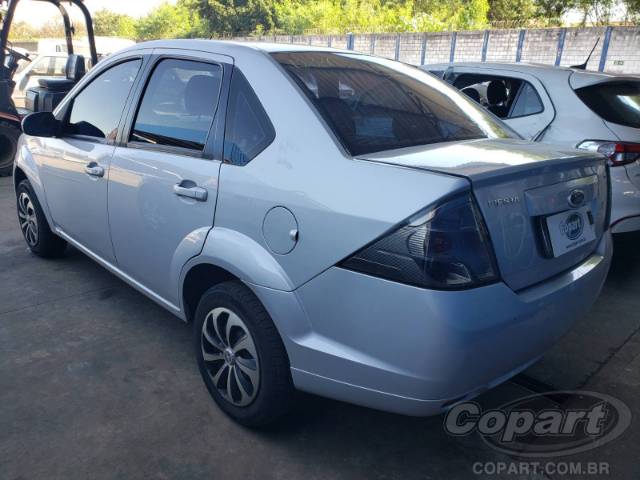 2013 FORD FIESTA SEDAN 