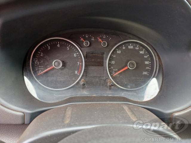 2014 VOLKSWAGEN VOYAGE 