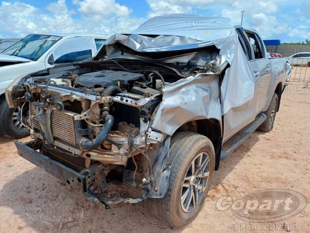 2017 TOYOTA HILUX CD 
