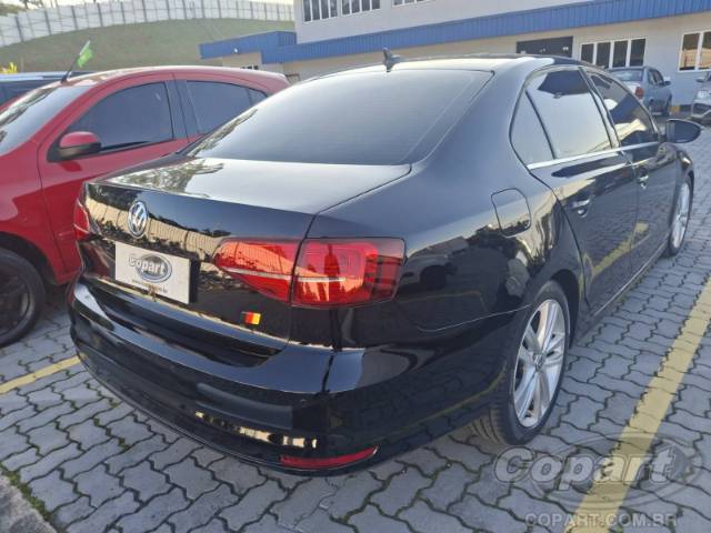 2016 VOLKSWAGEN JETTA 