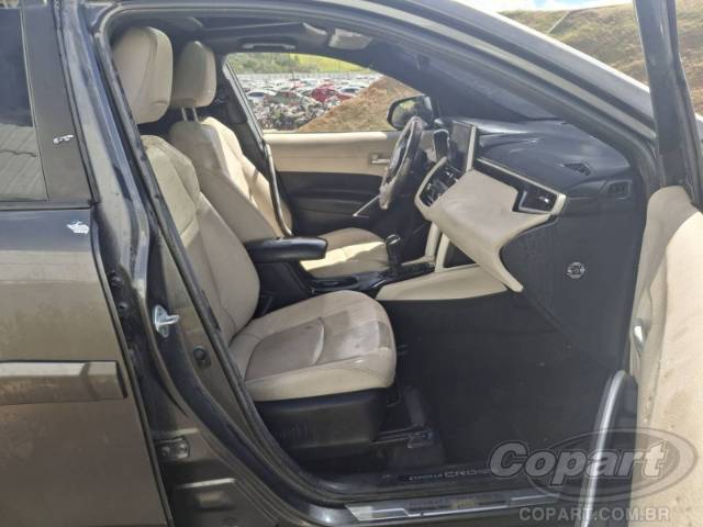 2024 TOYOTA COROLLA CROSS 