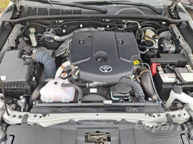 2024 TOYOTA HILUX CD 