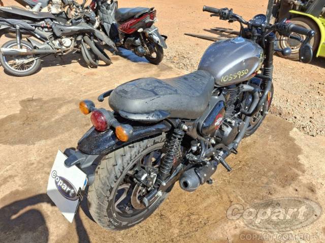 2025 ROYAL ENFIELD HUNTER 