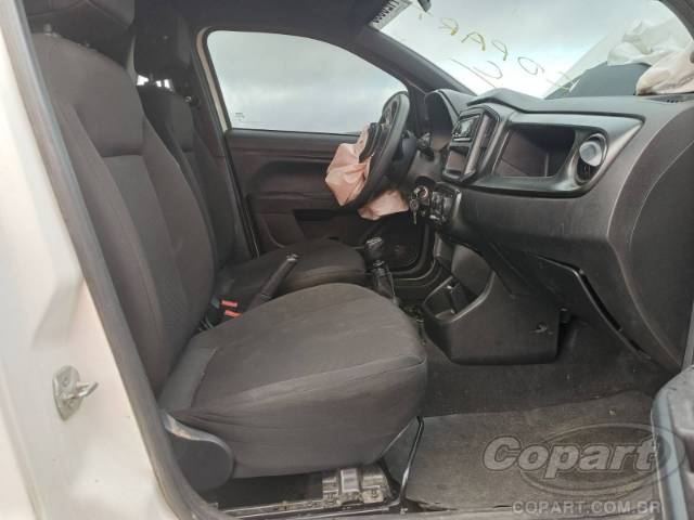 2024 FIAT STRADA 