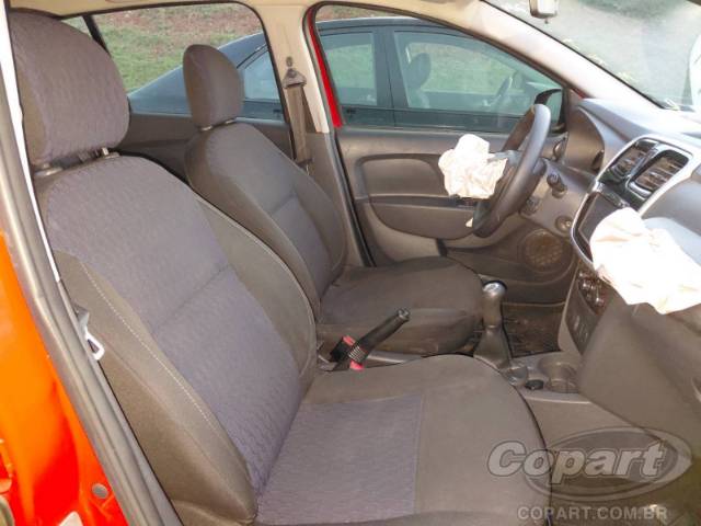 2015 RENAULT SANDERO 