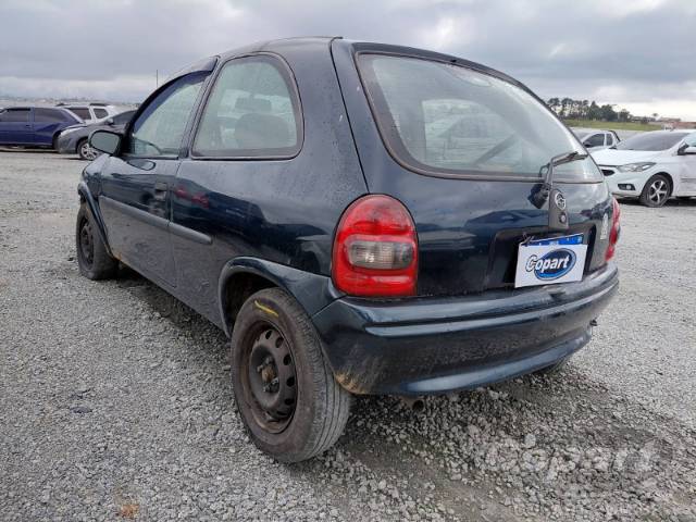 2001 CHEVROLET CORSA 