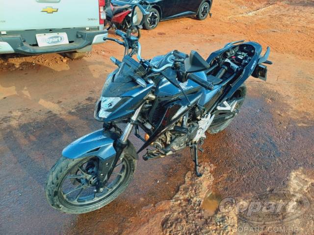 2025 HONDA CB 300F 