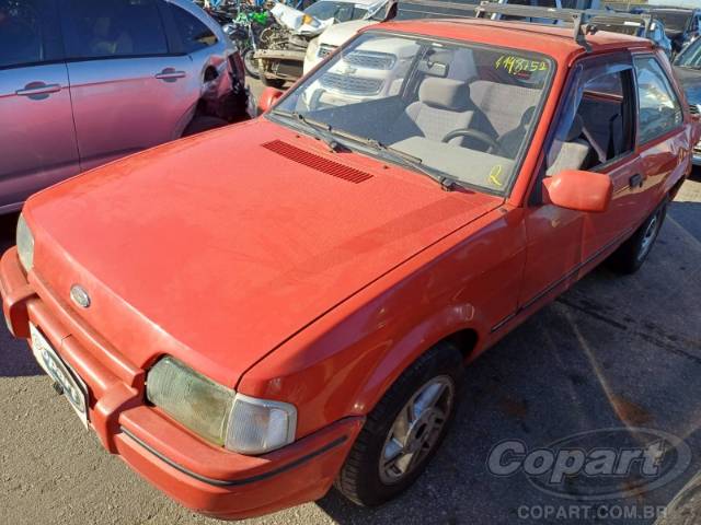 1995 FORD ESCORT 