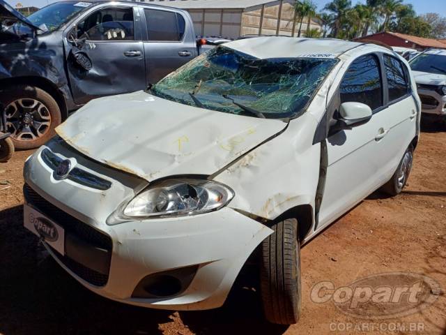 2015 FIAT PALIO 