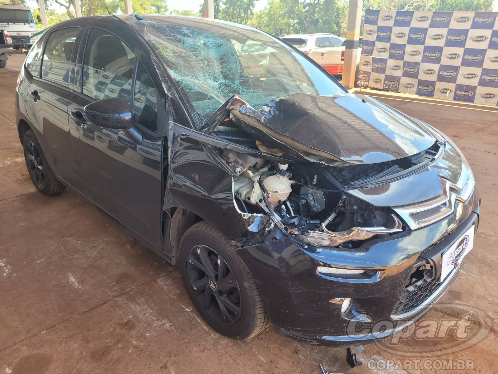 Citroen C3 Tendance 1.6 16V VVT 2018 Colisão Média Monta