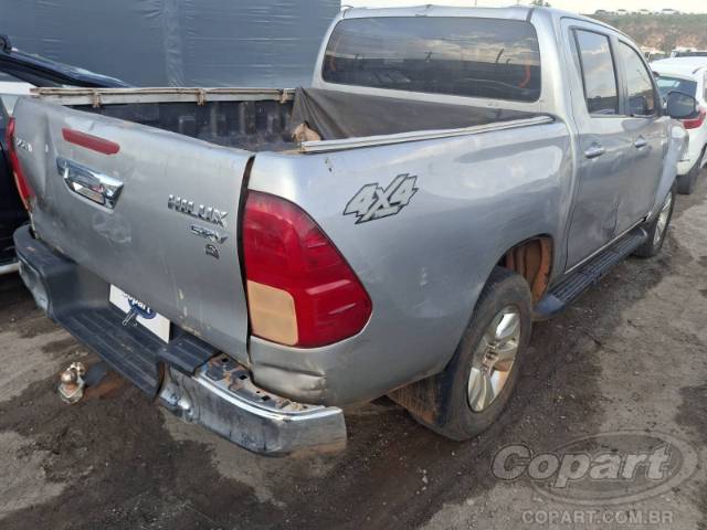 2017 TOYOTA HILUX CD 