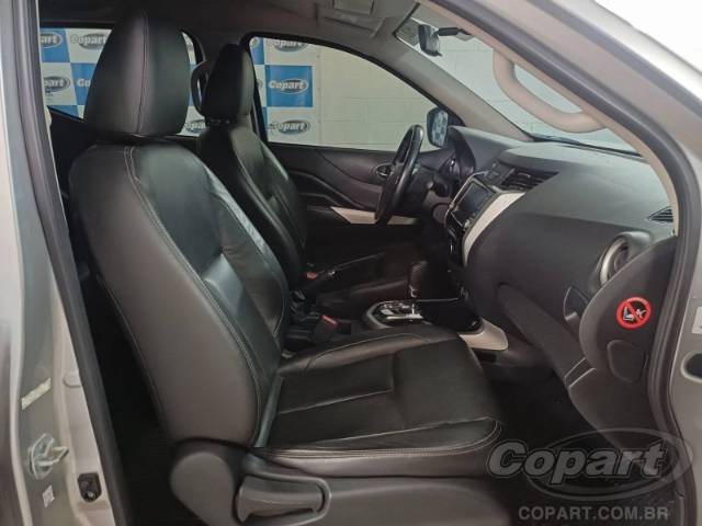 2021 NISSAN FRONTIER CD 