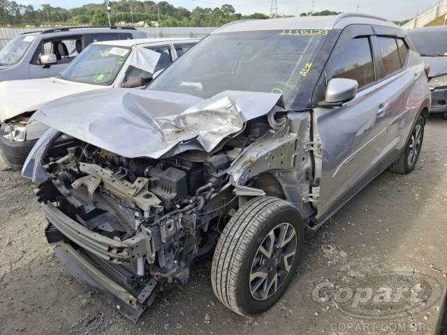 2024 NISSAN KICKS 
