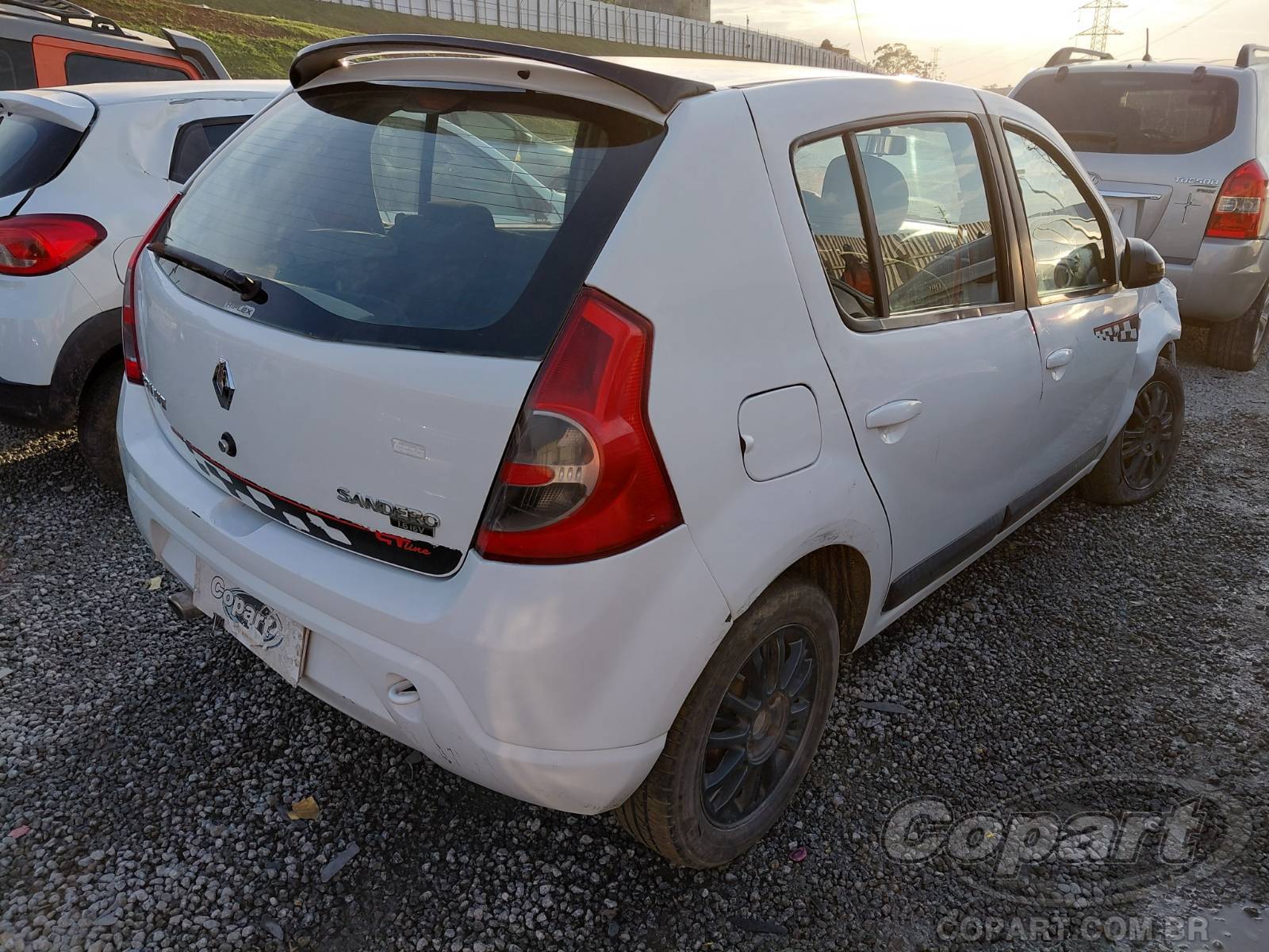 Foto 4: 2011 RENAULT SANDERO