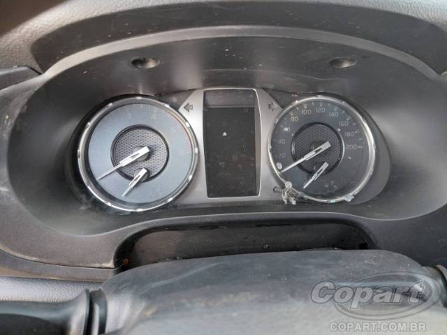 2025 TOYOTA HILUX CD 