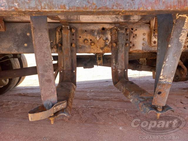 2011 VOLKSWAGEN WORKER 