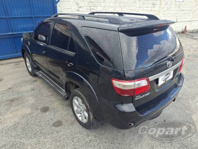 2010 TOYOTA HILUX SW4 