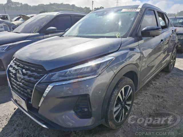 2024 NISSAN KICKS 