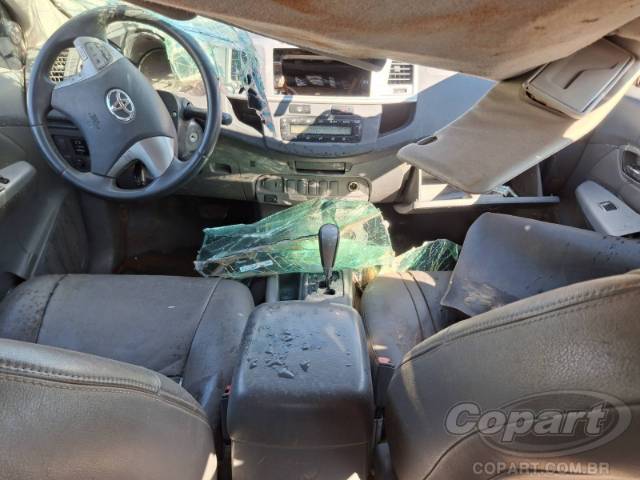 2013 TOYOTA HILUX CD 