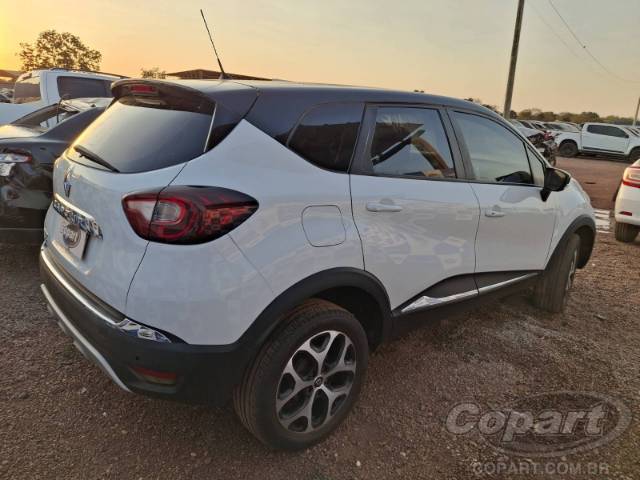 2019 RENAULT CAPTUR 