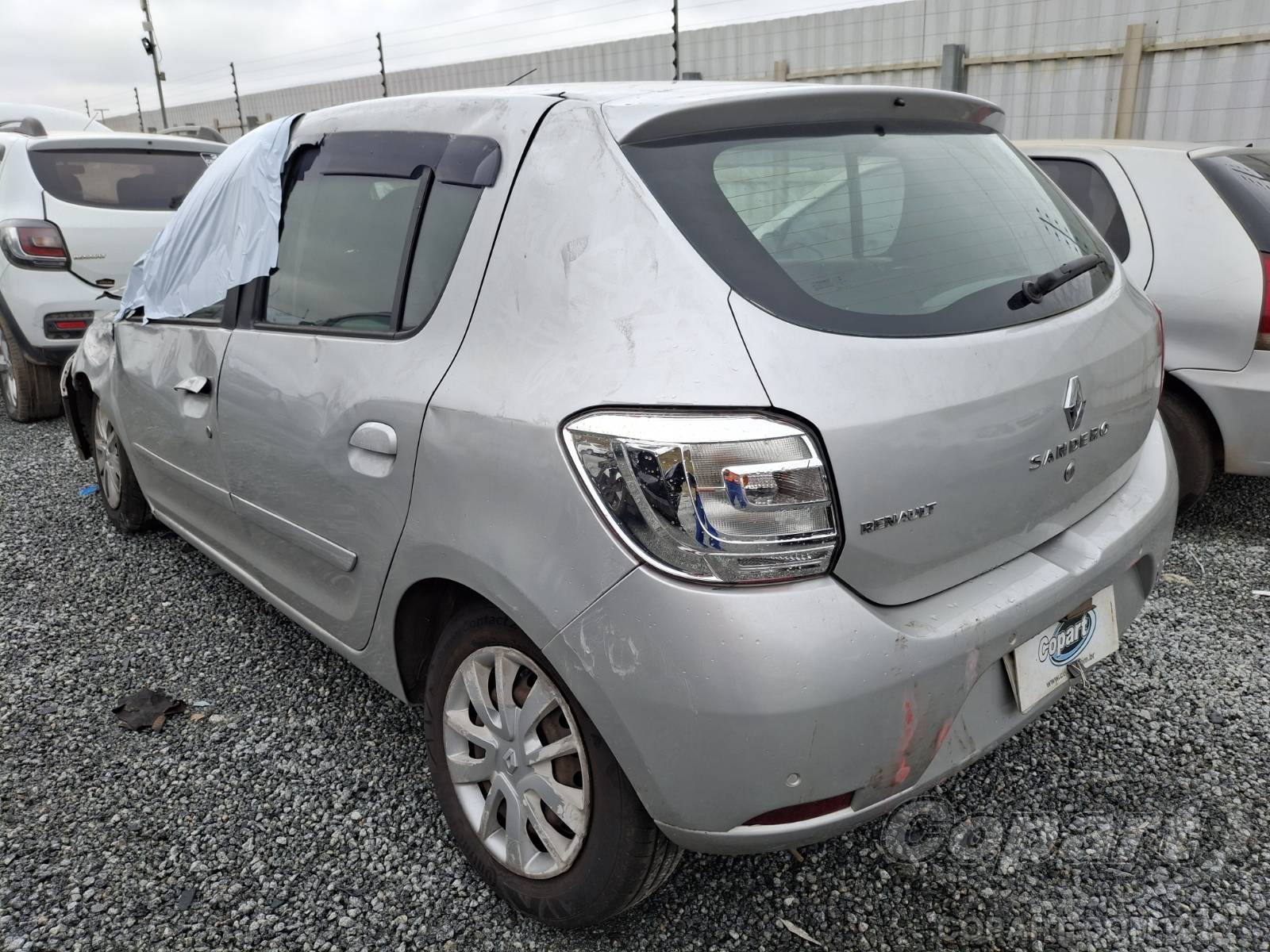 2016 RENAULT SANDERO — foto 3 de 15