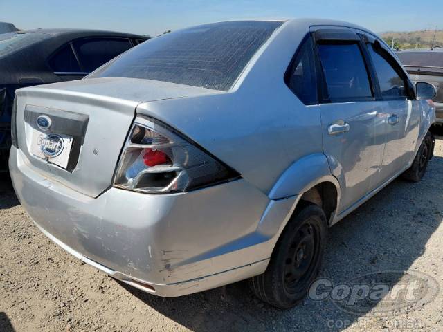 2014 FORD FIESTA SEDAN 