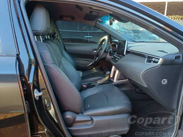 2025 TOYOTA COROLLA CROSS 