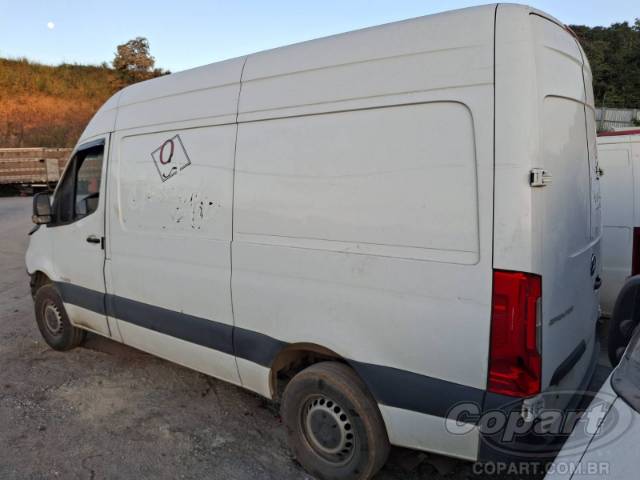 2021 MERCEDES BENZ SPRINTER 
