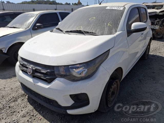 2017 FIAT MOBI 