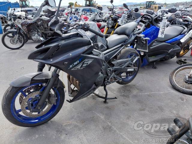 2015 YAMAHA XJ6 